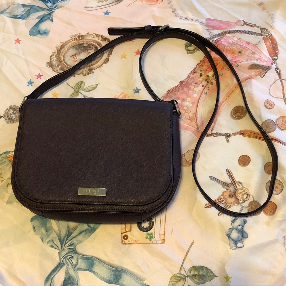 Kate Spade NY Large Carsen Laurel Way Crossbody Bag (Mulled Wine)